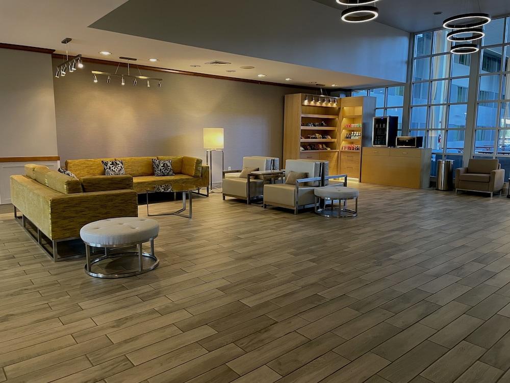Clarion Hotel Milwaukee Airport 외부 사진