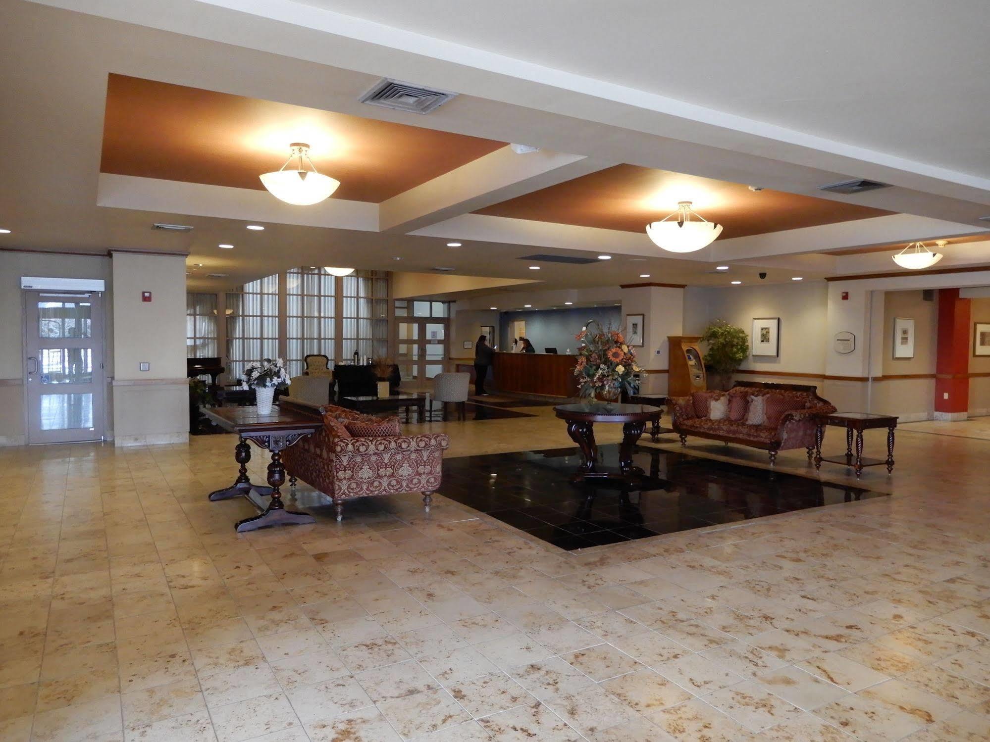 Clarion Hotel Milwaukee Airport 외부 사진